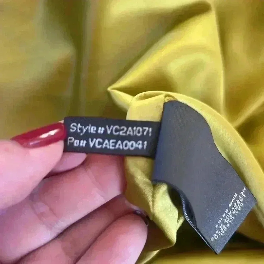 Vince Camuto Dress - Picture 9 of 9